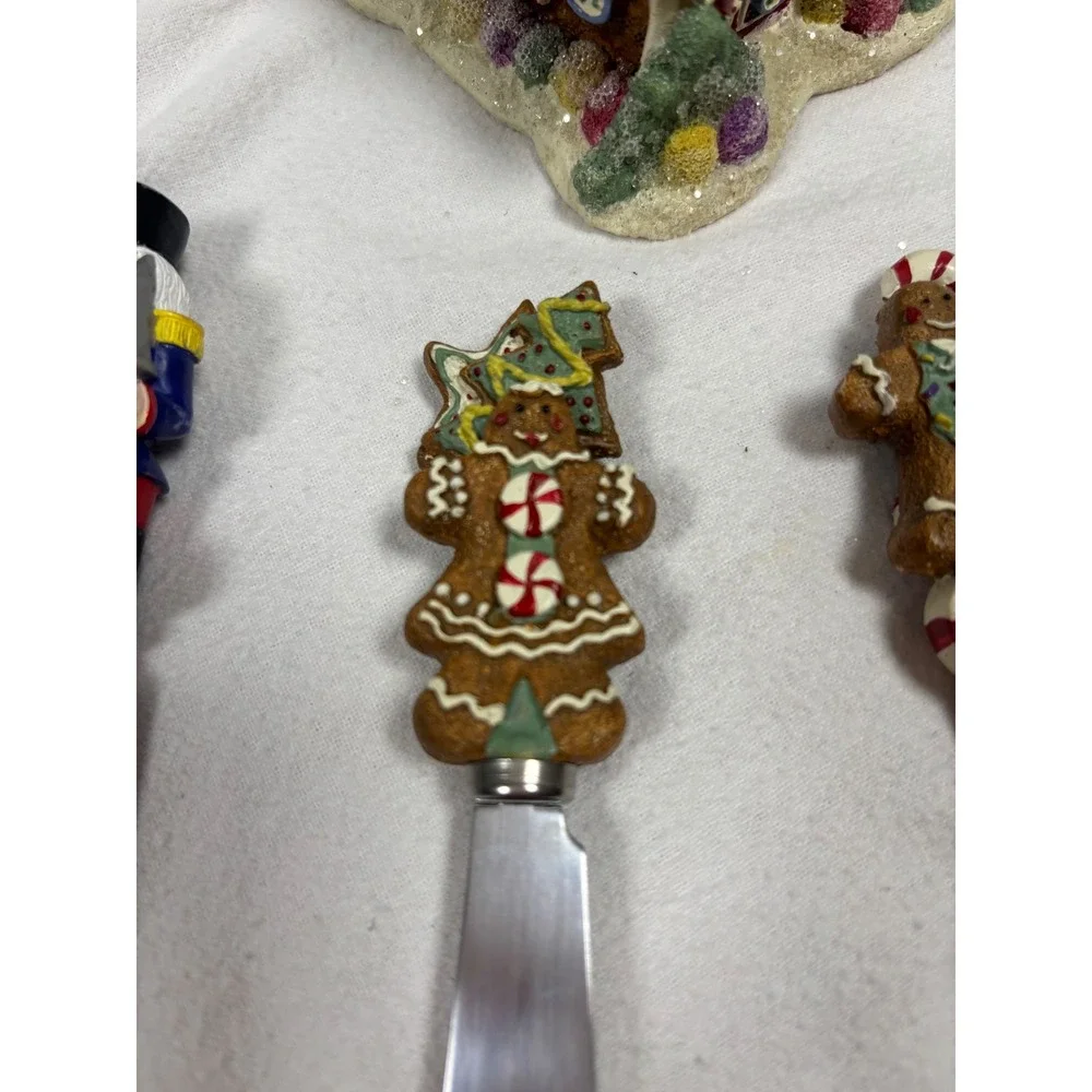 Incomplete Debbie Mumm‎ Gingerbread Spreader House Set Boston Warehouse 2001